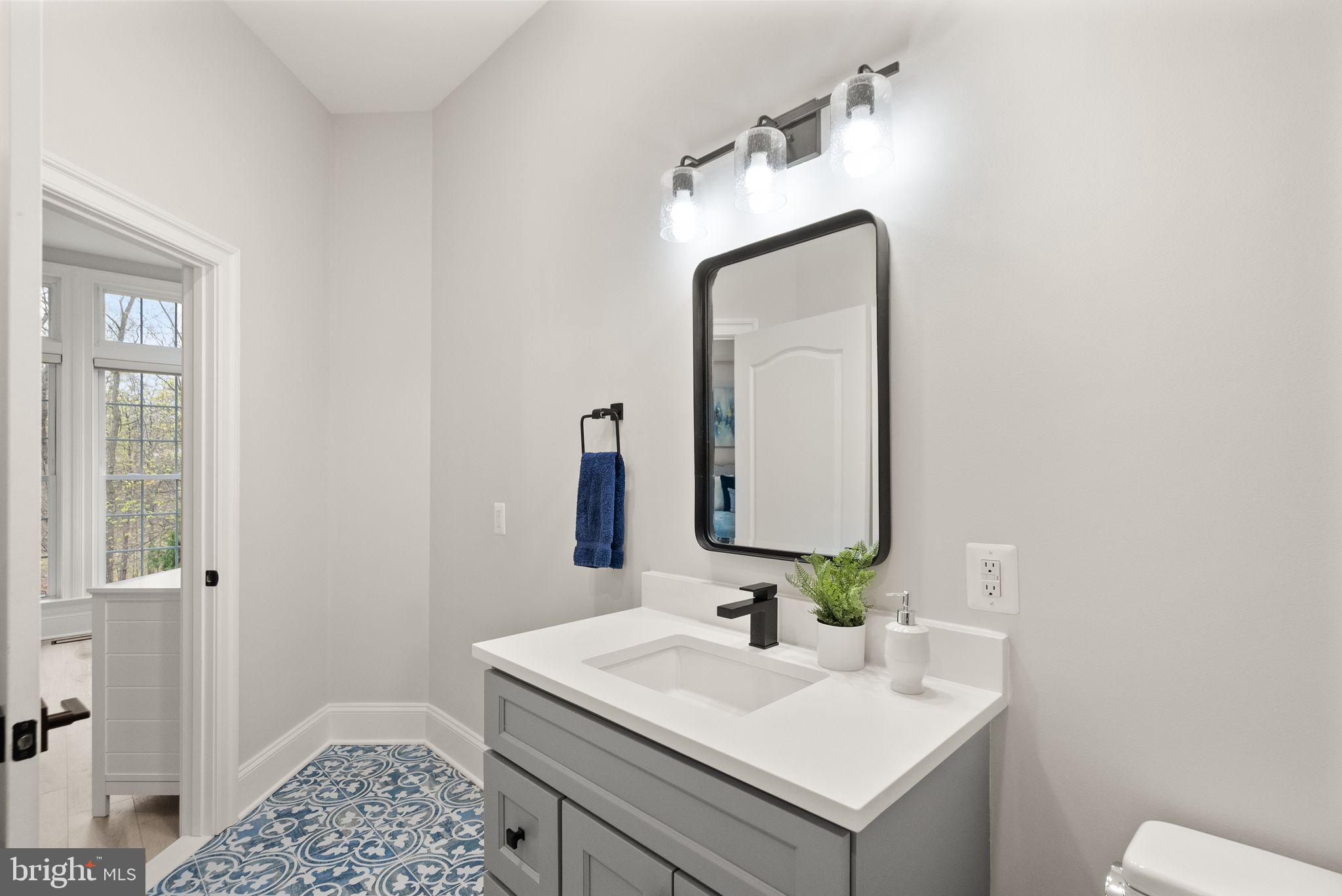 LANSDOWNE ON THE POTOMAC - Residential