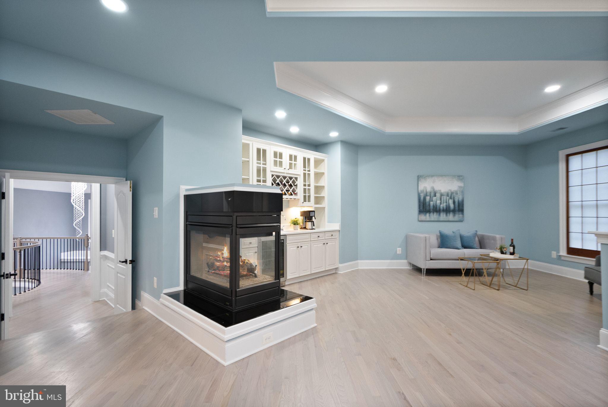 LANSDOWNE ON THE POTOMAC - Residential