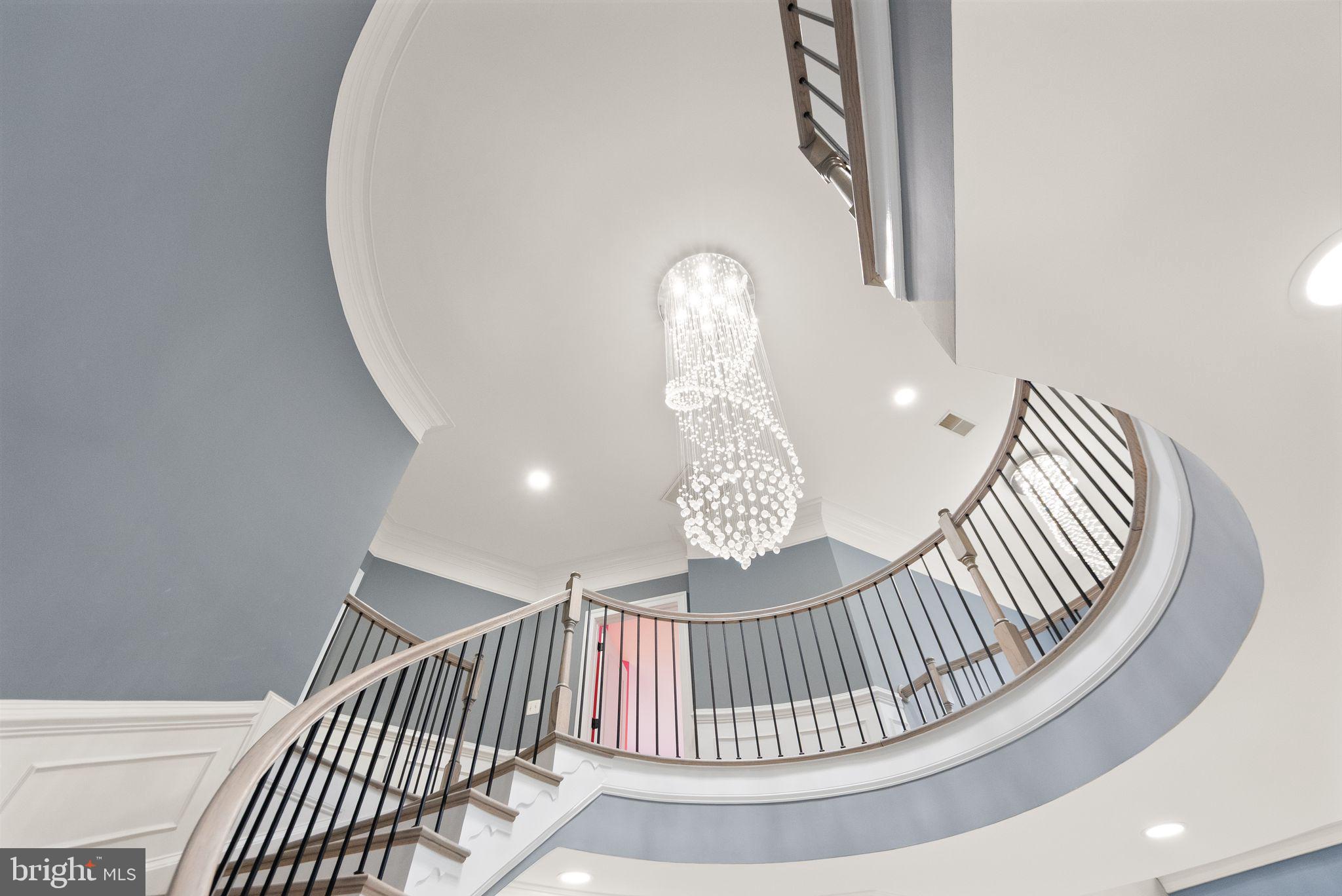 LANSDOWNE ON THE POTOMAC - Residential