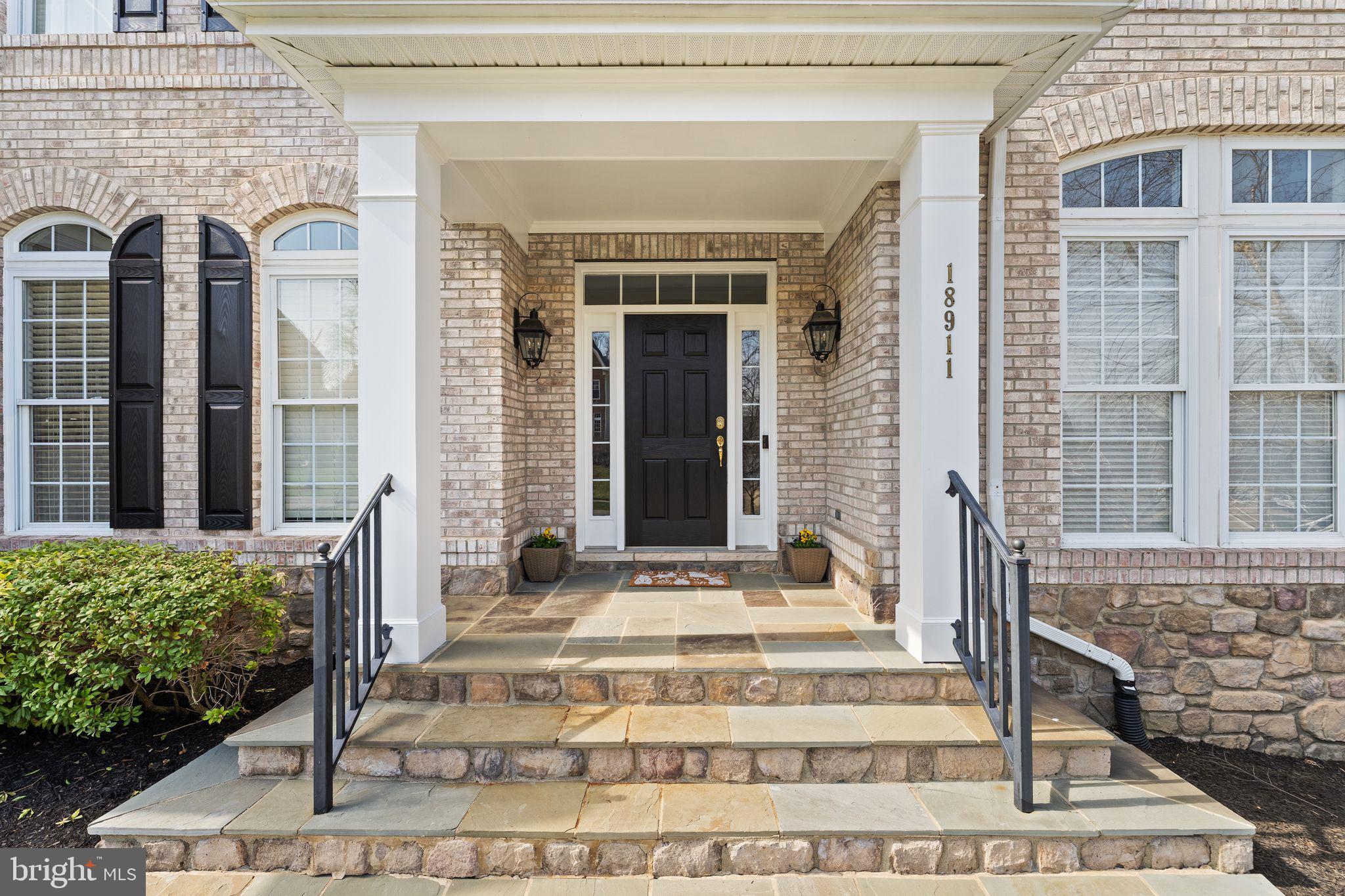 LANSDOWNE ON THE POTOMAC - Residential