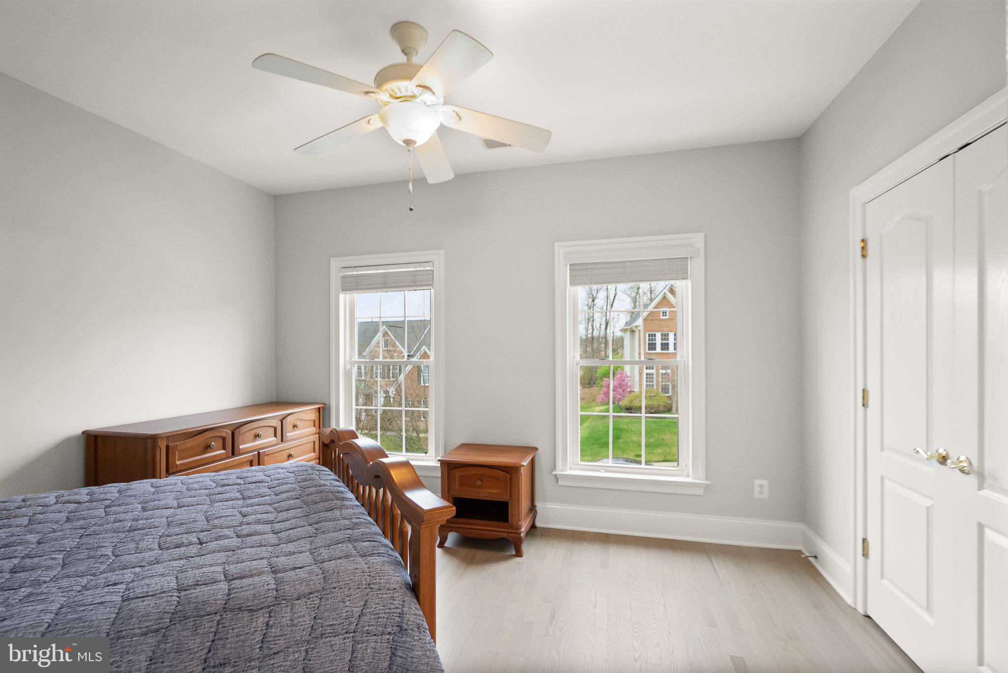 LANSDOWNE ON THE POTOMAC - Residential