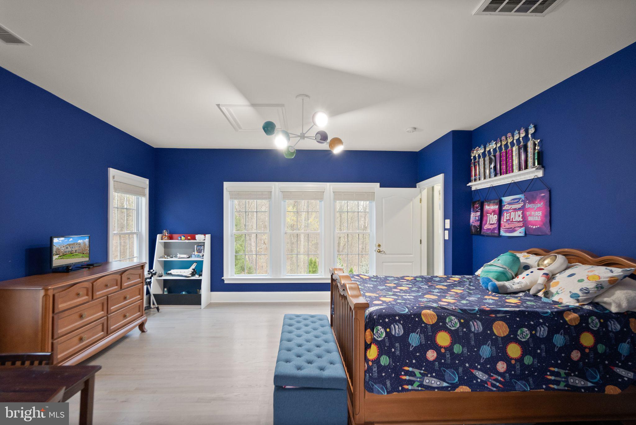 LANSDOWNE ON THE POTOMAC - Residential