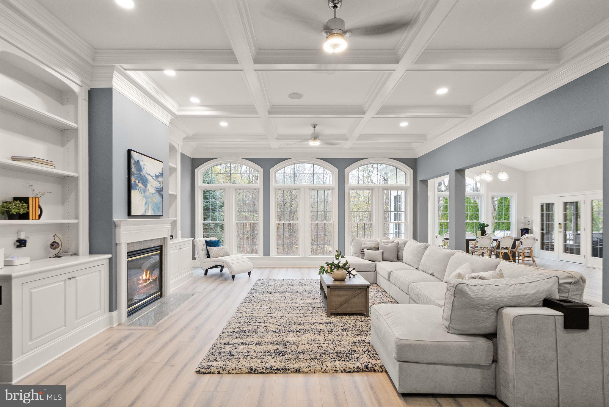 LANSDOWNE ON THE POTOMAC - Residential