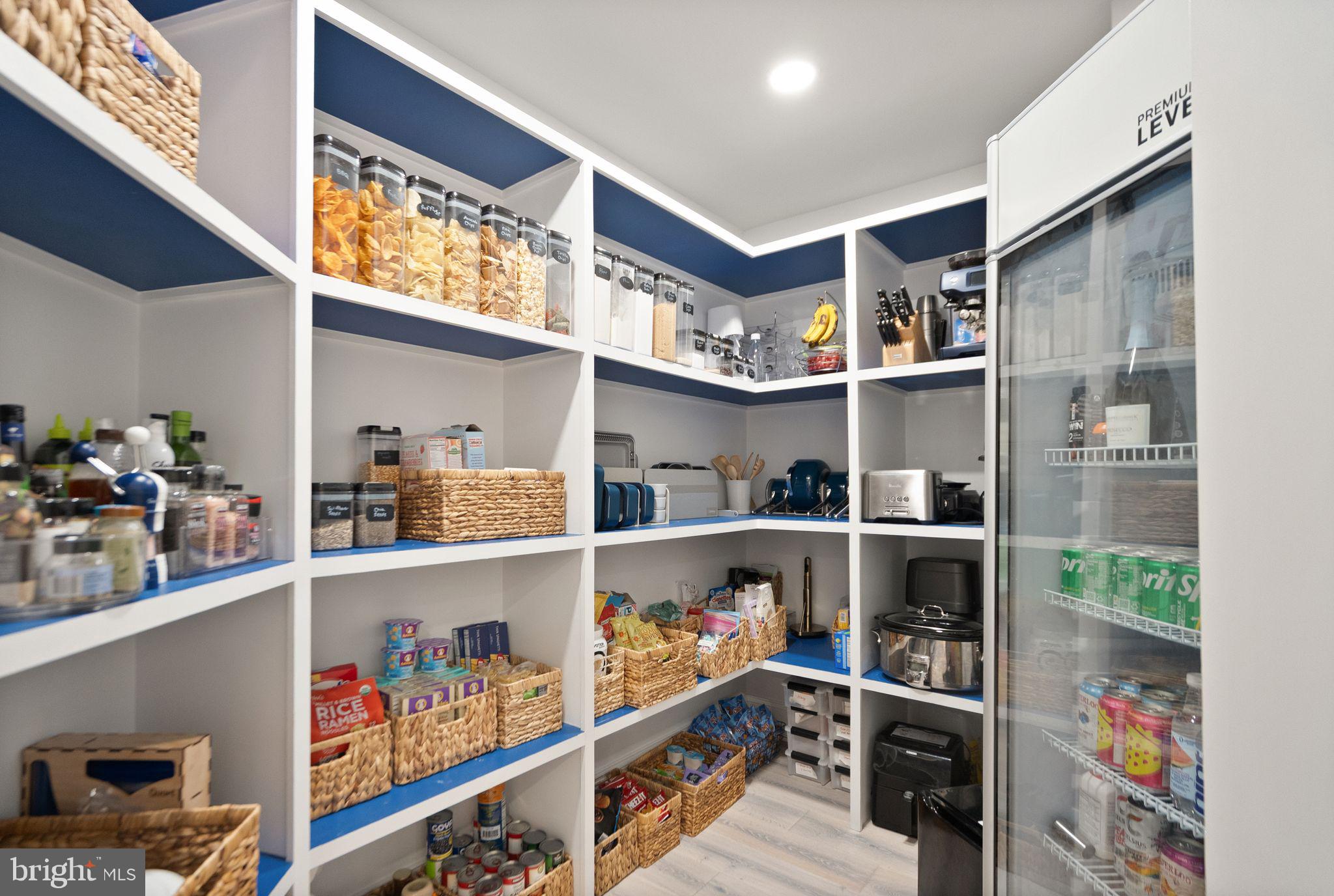 LANSDOWNE ON THE POTOMAC - Residential