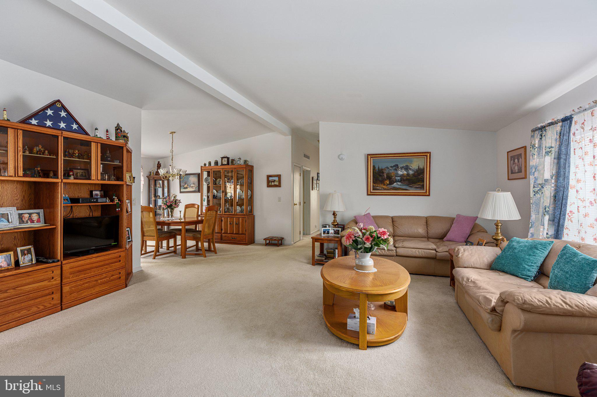 1090 CLUB HOUSE COURT
