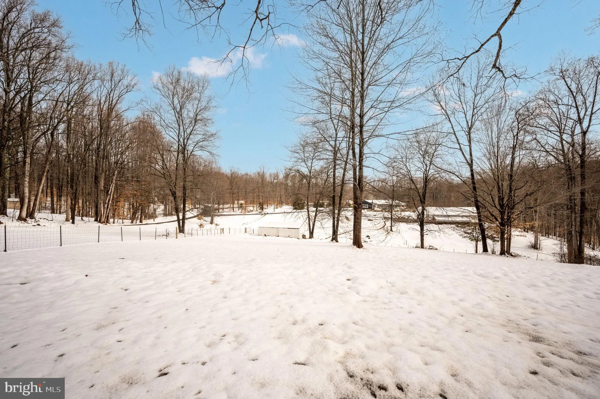 Broad Run, Virginia 20137, United States, 3 Bedrooms Bedrooms, ,2 BathroomsBathrooms,Residential,Contingent,16518