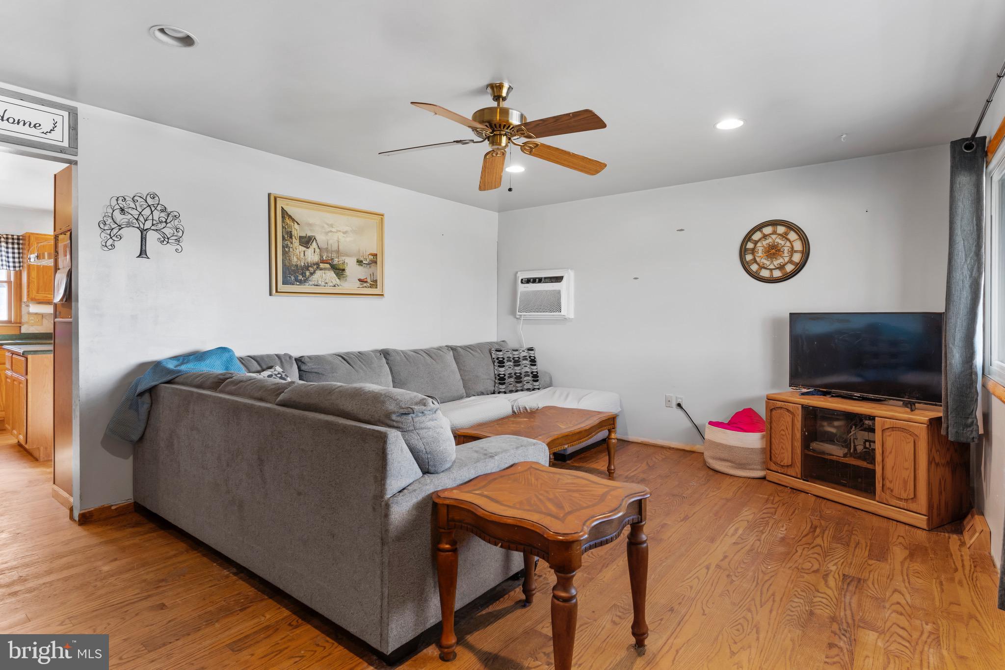 SOUTH NEWTON TWP - Residential