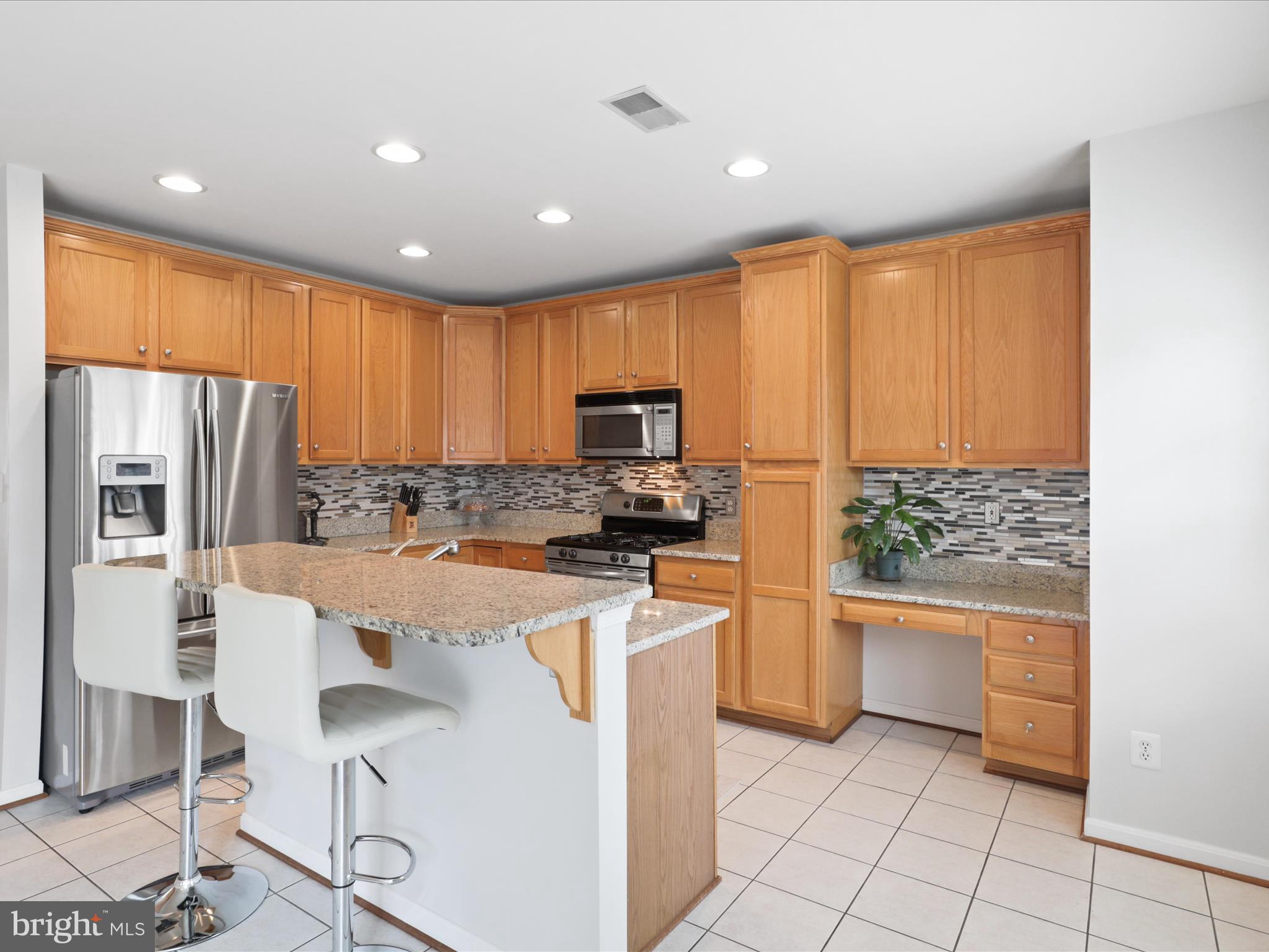 WINDSOR MEWS - Residential