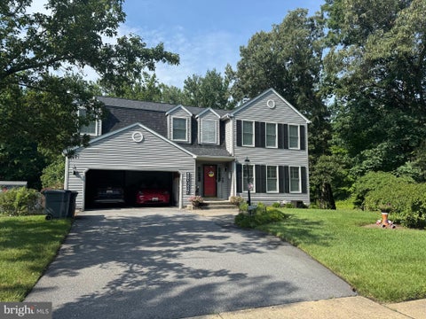 Homes For Sale - 8825 Cardinal Forest Circle<br/> LAUREL, MD 20723