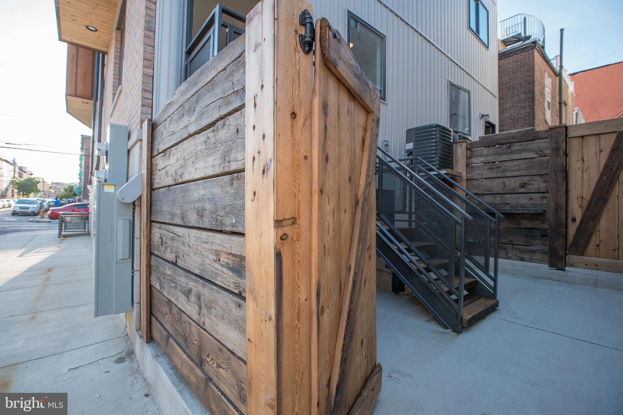 FRANCISVILLE - Residential