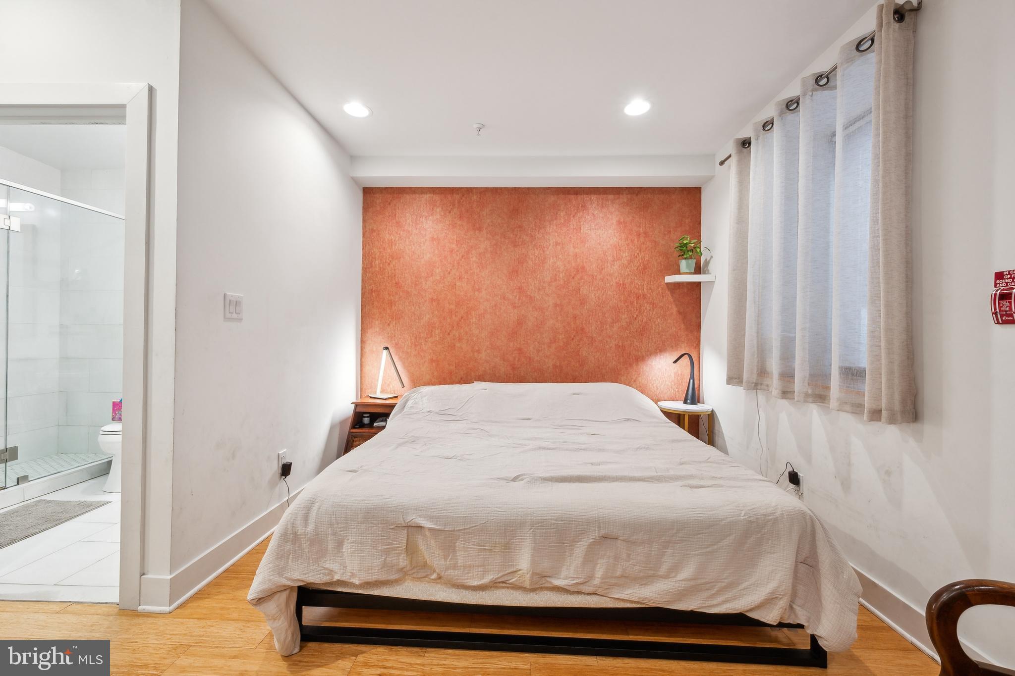 FRANCISVILLE - Residential