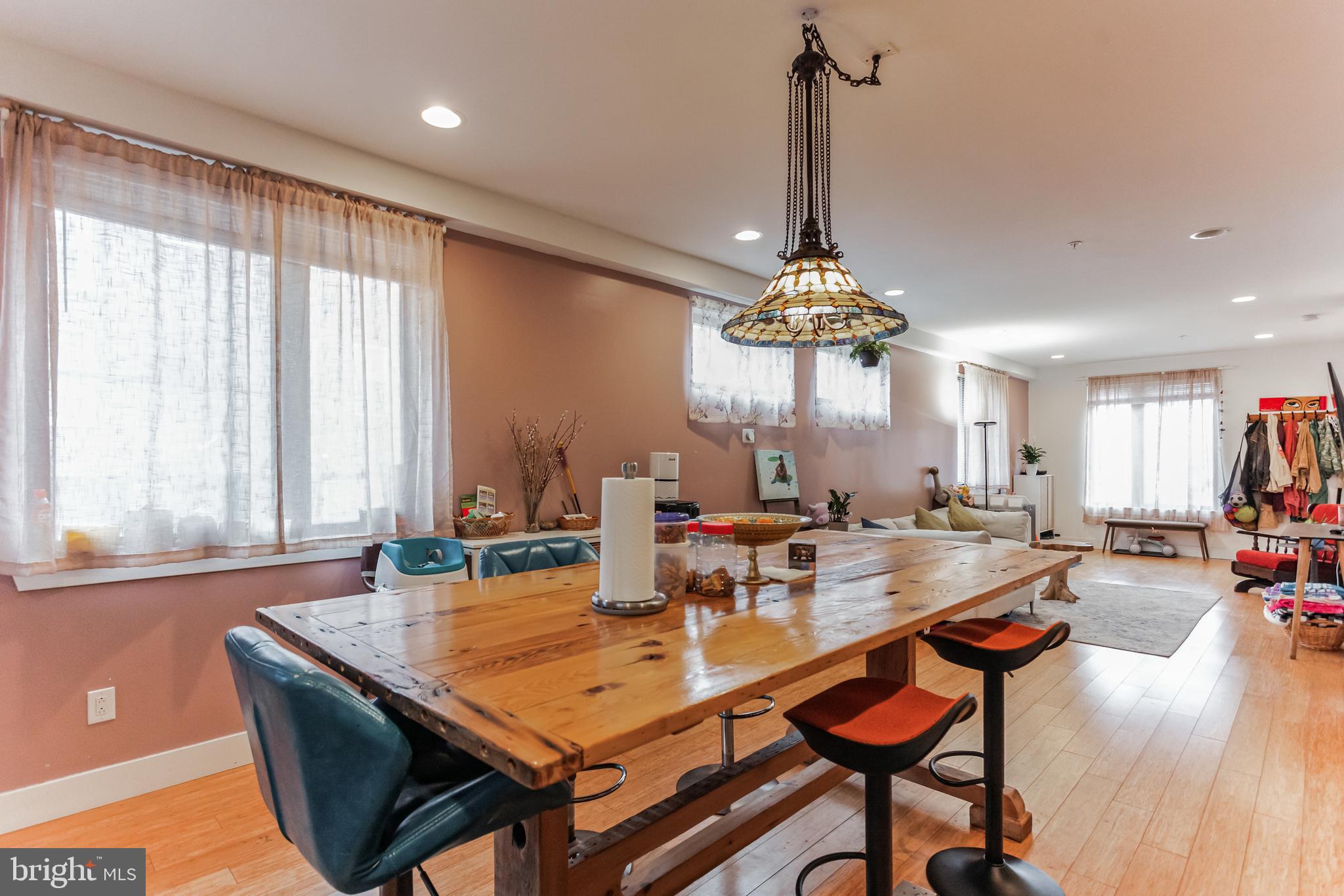 FRANCISVILLE - Residential