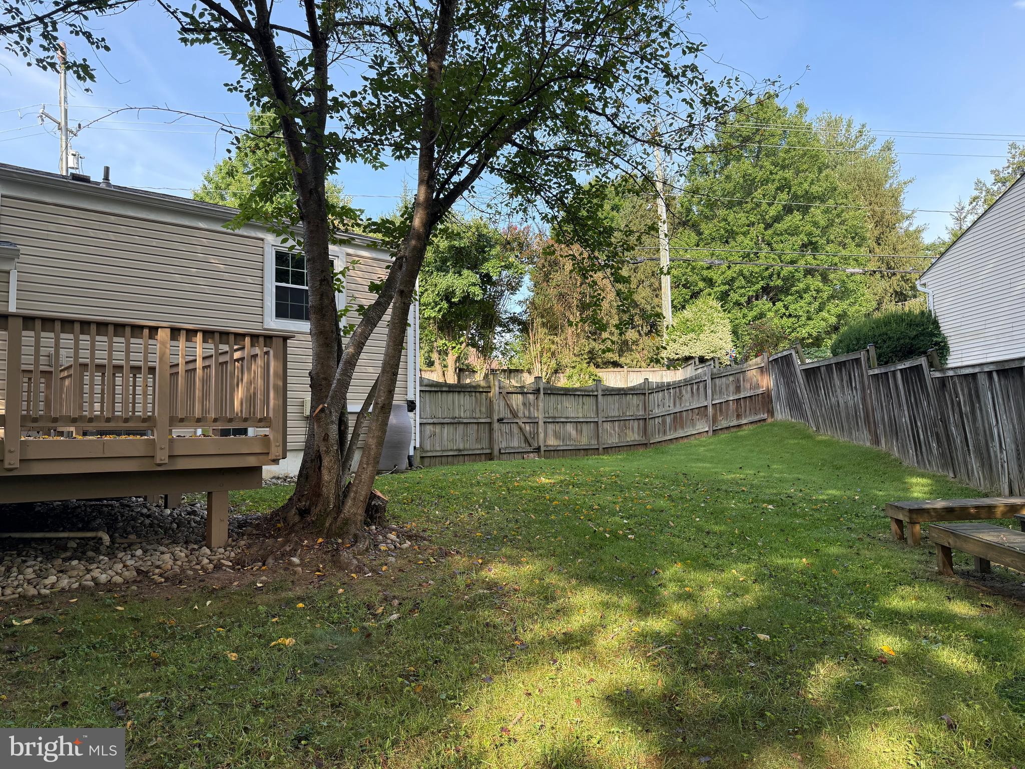 EDGELEA WOODS - Residential