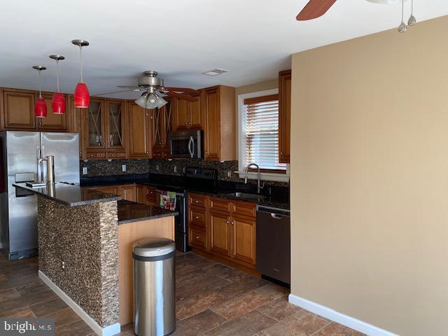 BACK RIVER HIGHLANDS - Residential