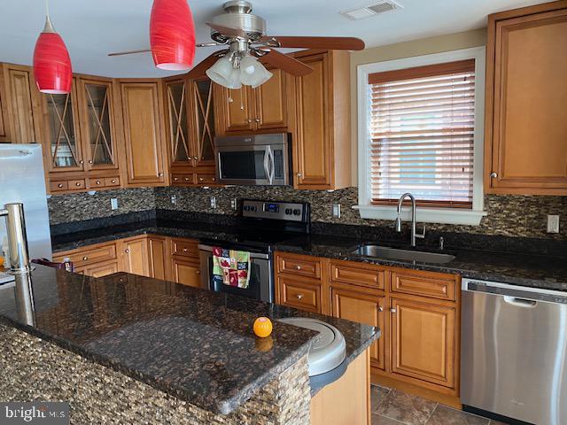 BACK RIVER HIGHLANDS - Residential