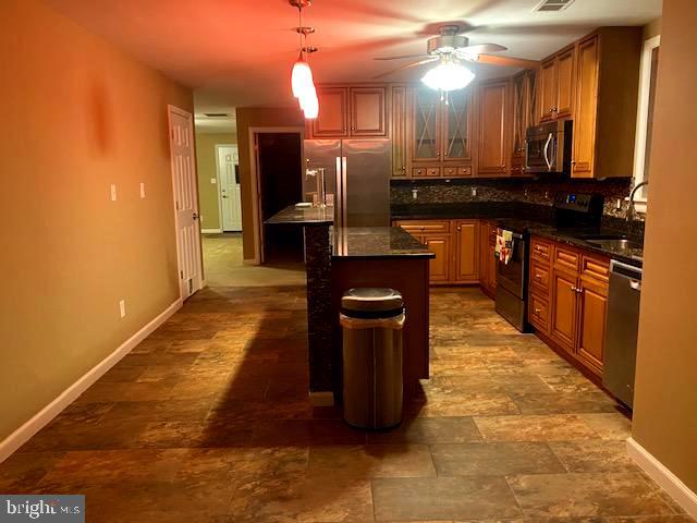 BACK RIVER HIGHLANDS - Residential