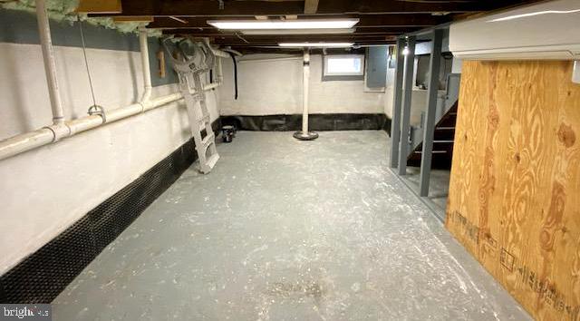 BACK RIVER HIGHLANDS - Residential