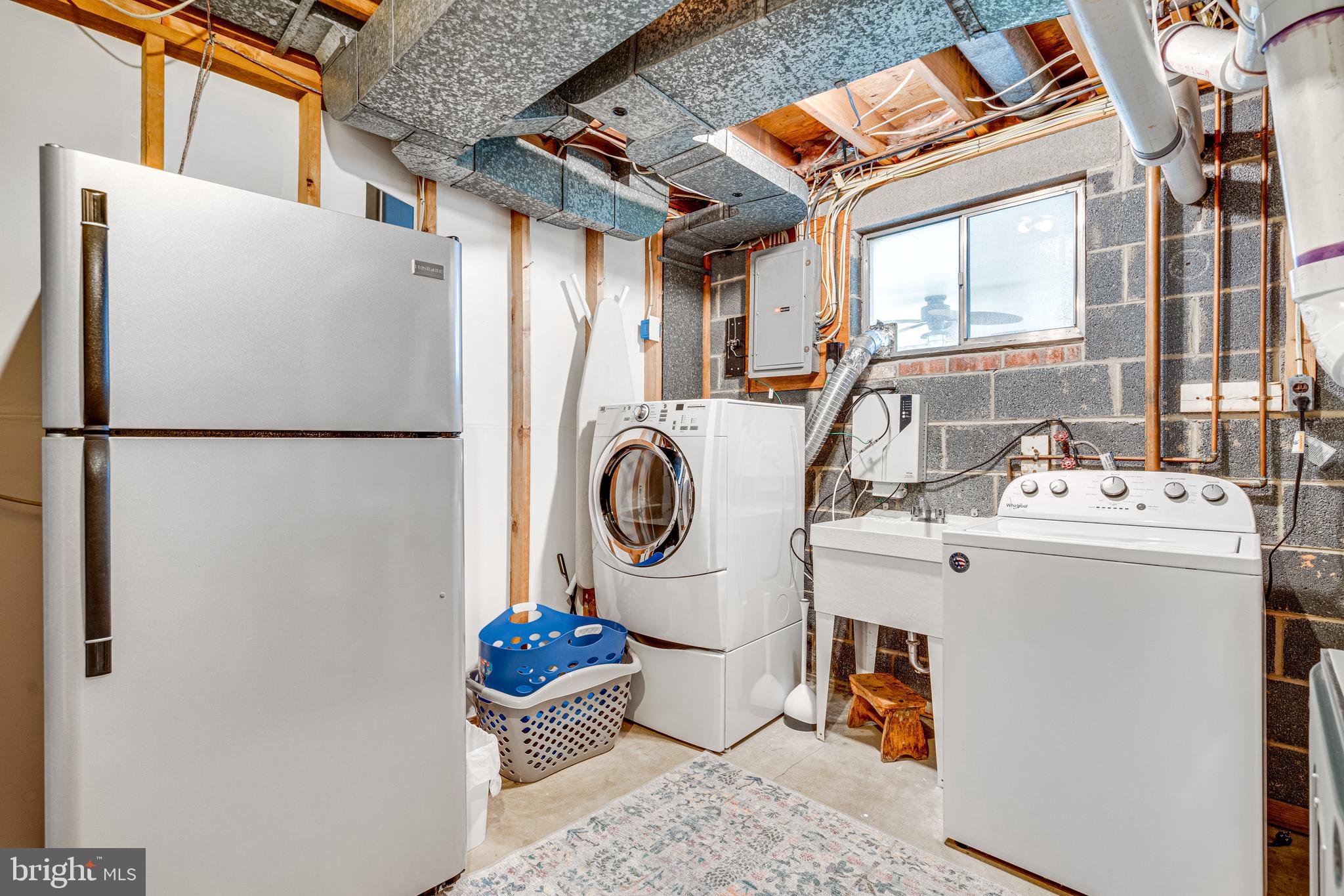 COLLEGE GARDENS - Residential