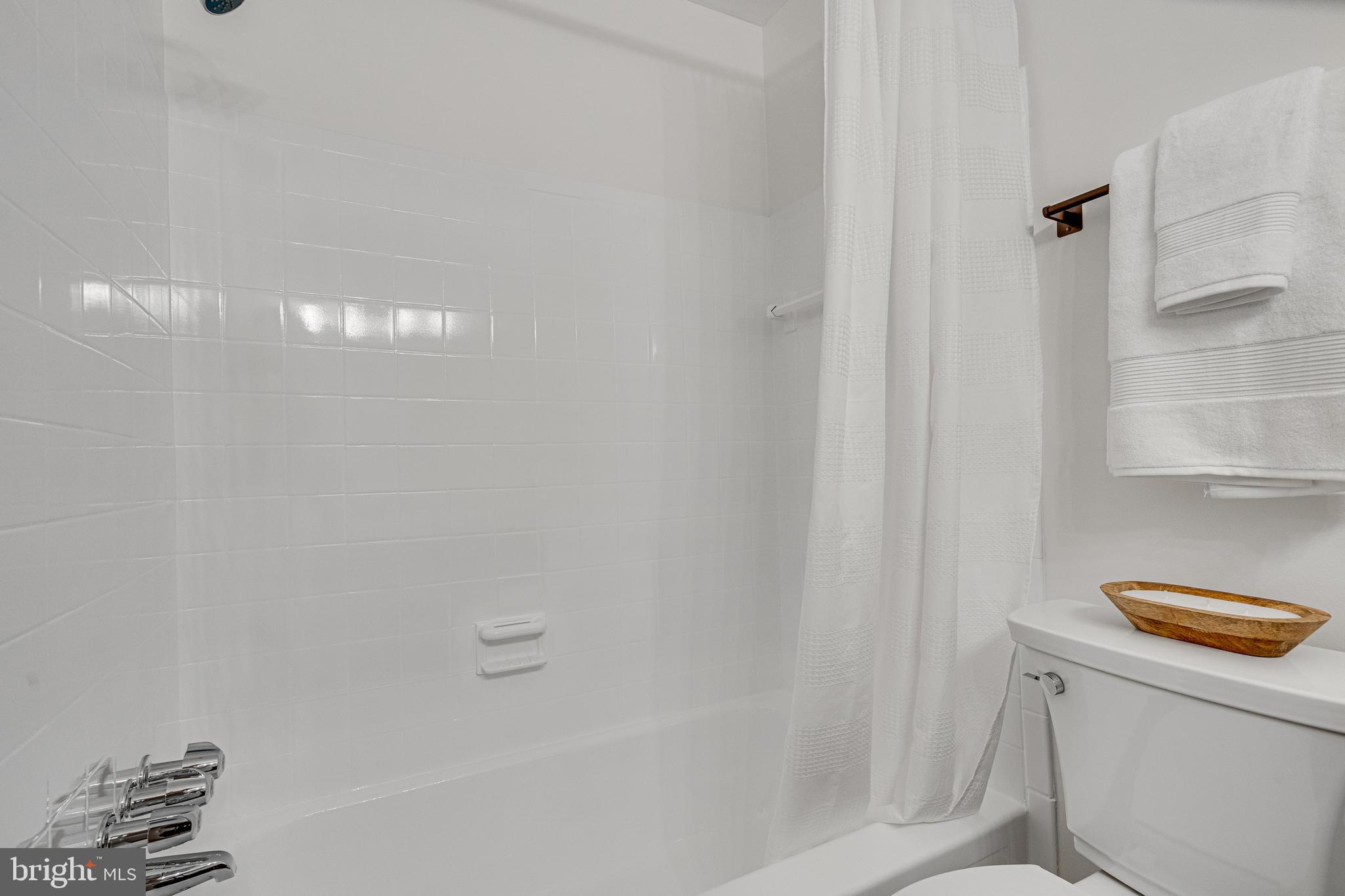 COLLEGE GARDENS - Residential