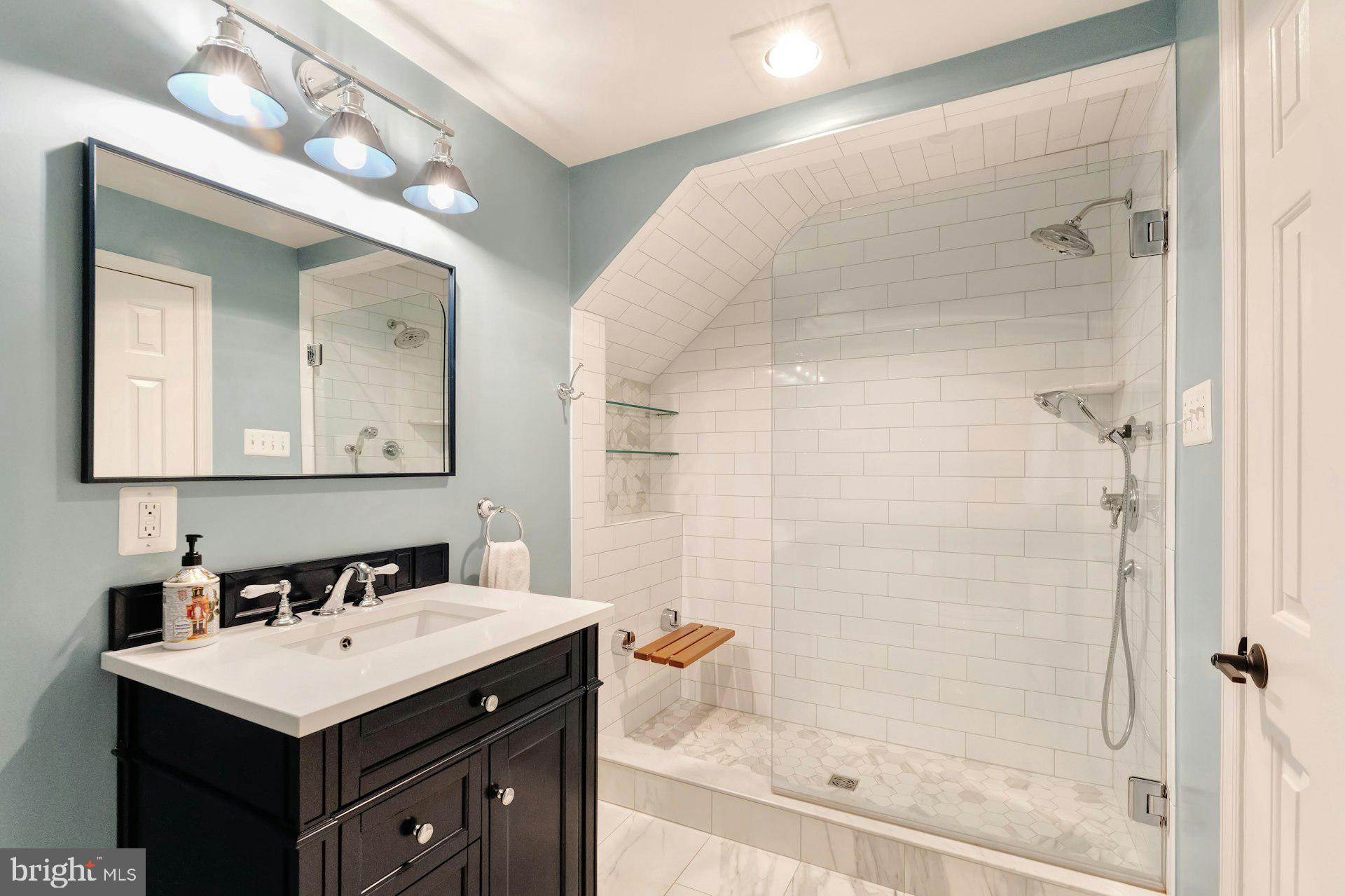 BEACON HILL - Residential