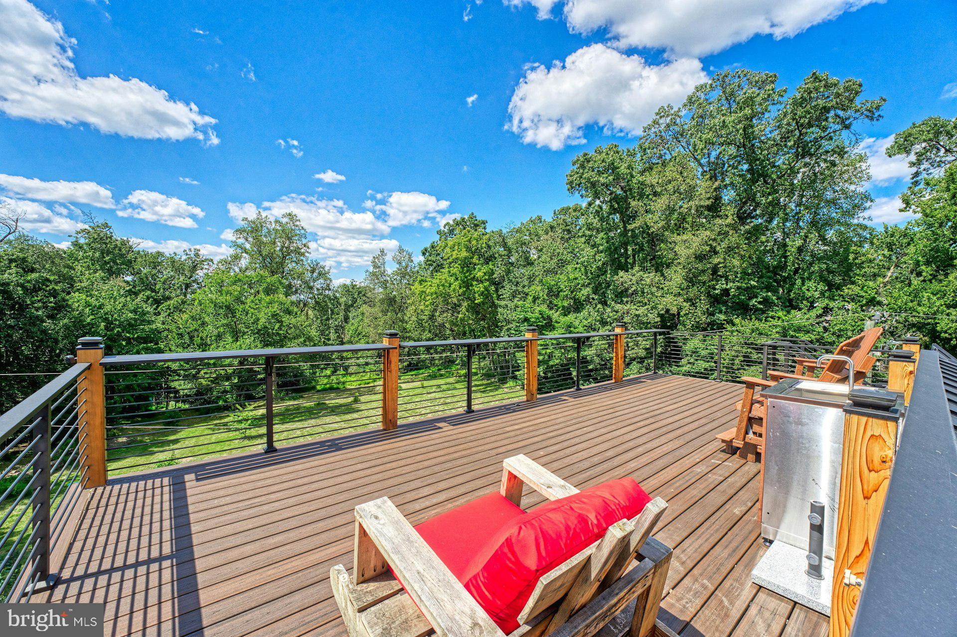 BEACON HILL - Residential