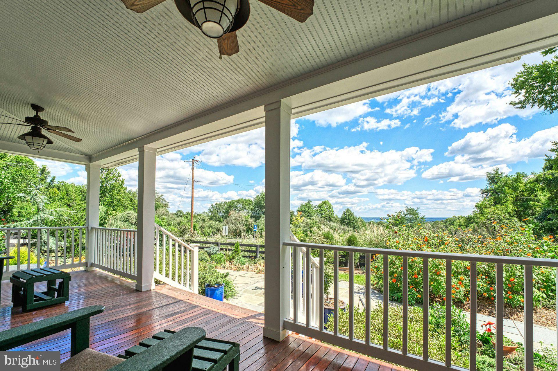 BEACON HILL - Residential