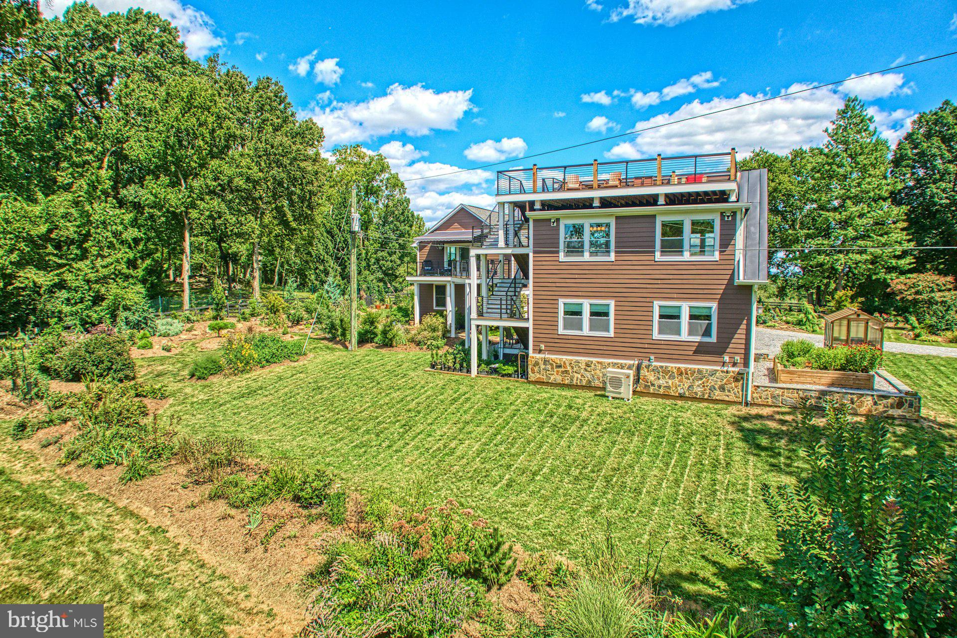 BEACON HILL - Residential