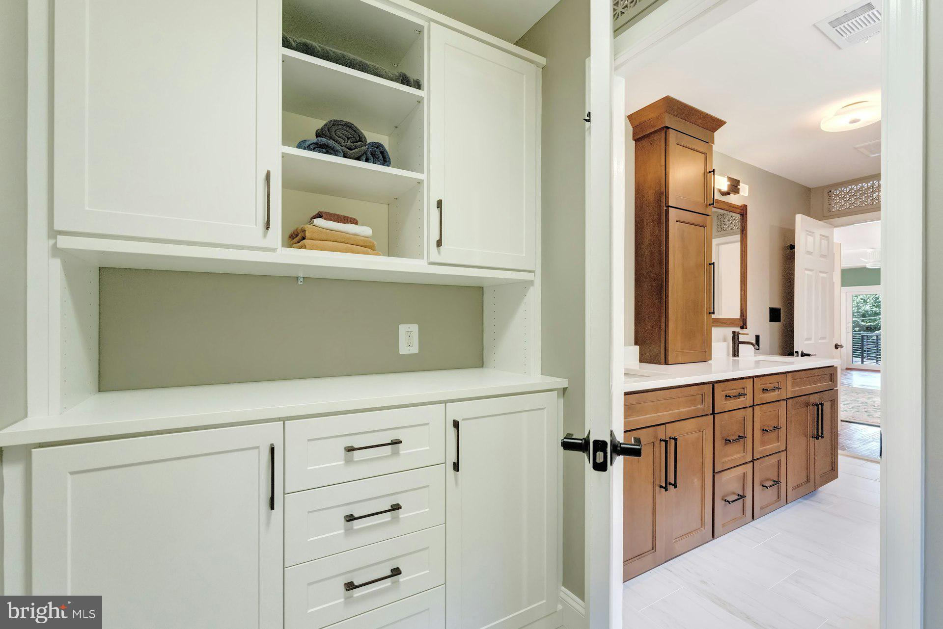 BEACON HILL - Residential