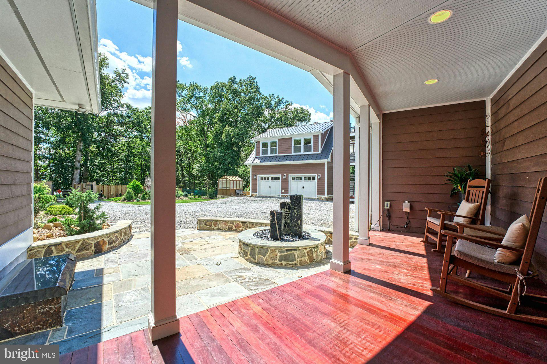 BEACON HILL - Residential