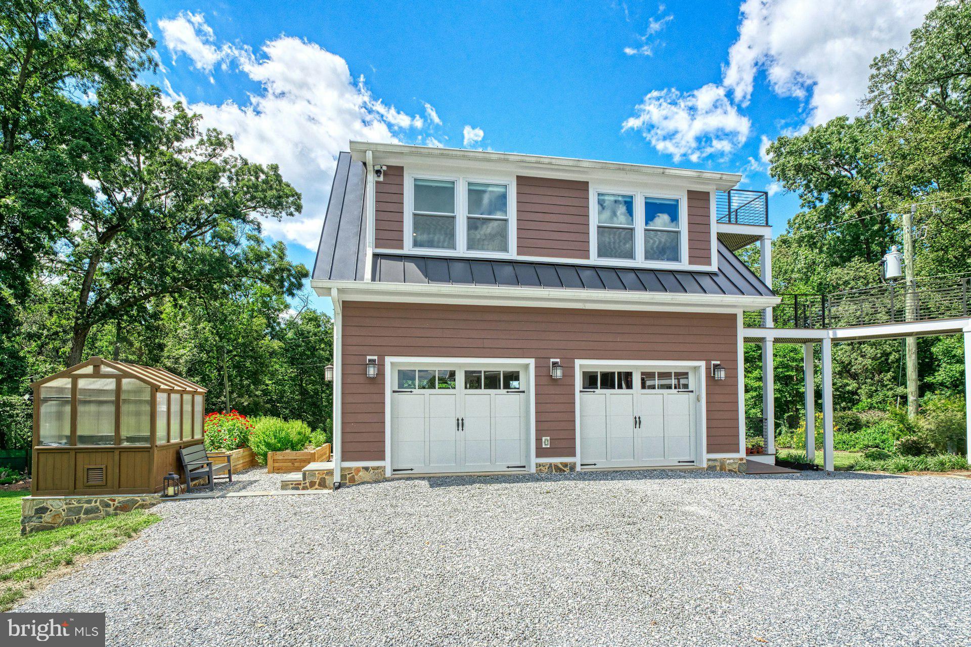 BEACON HILL - Residential