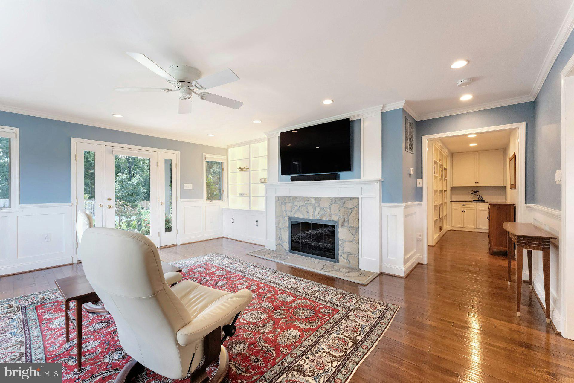 BEACON HILL - Residential