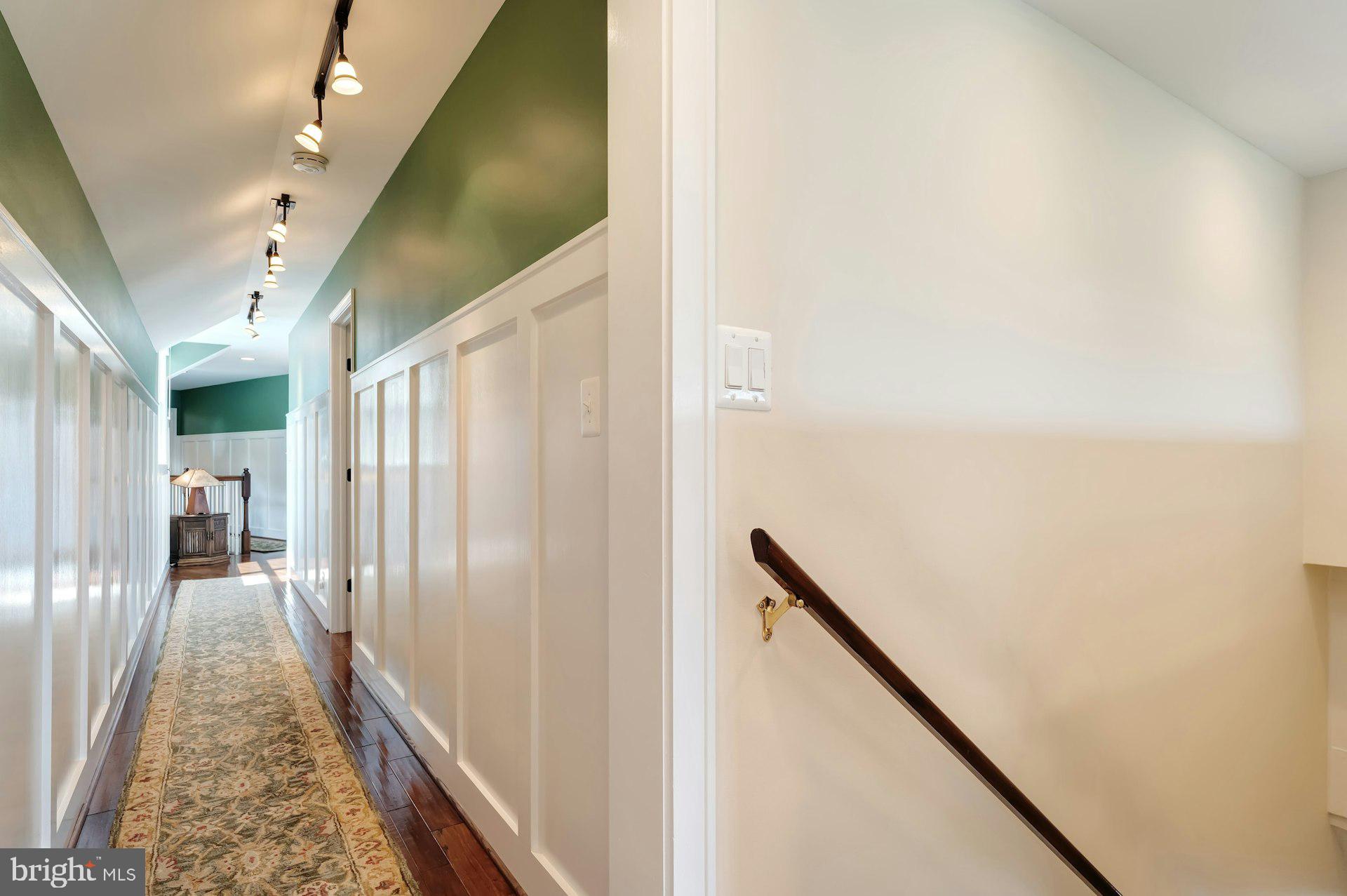 BEACON HILL - Residential