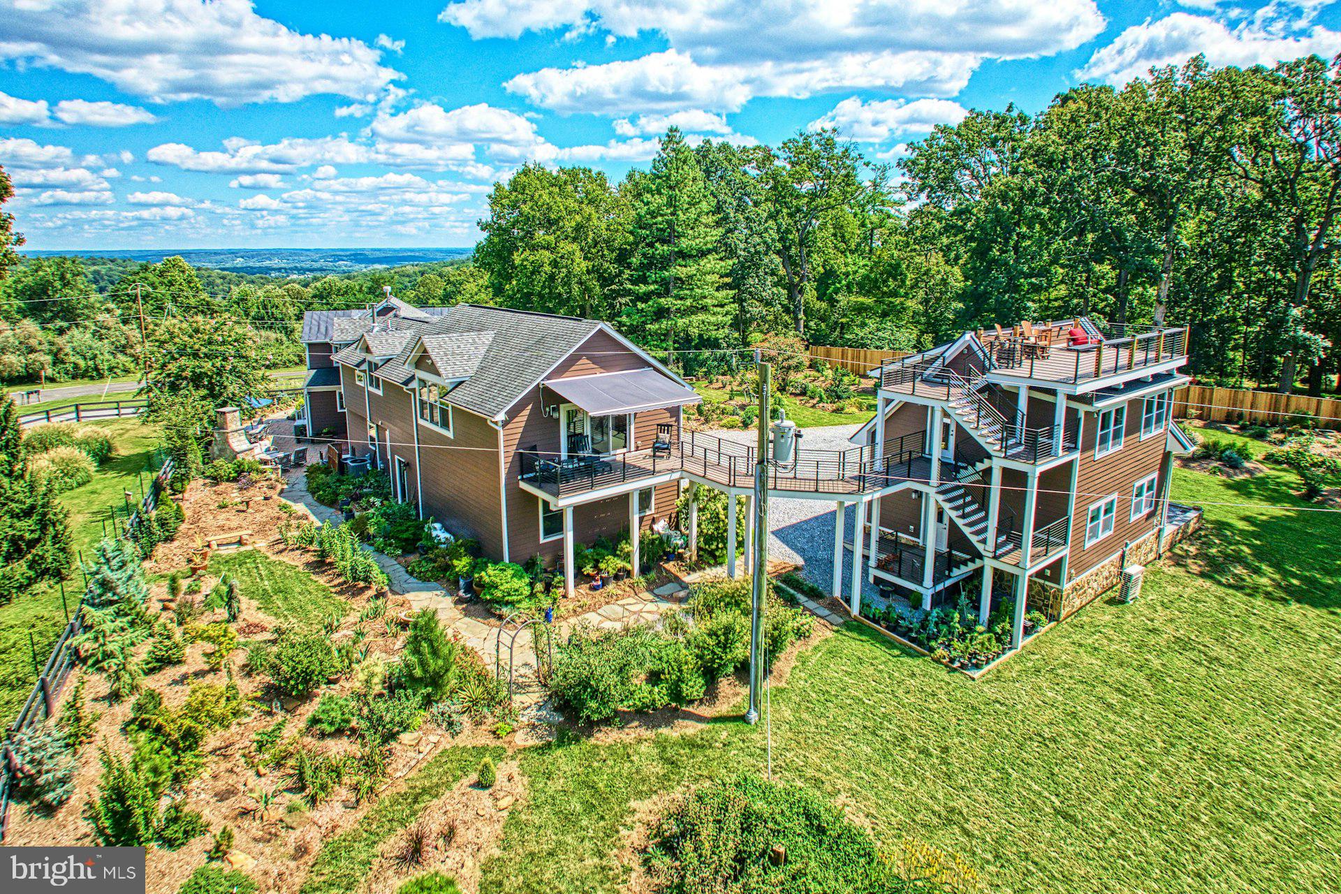 BEACON HILL - Residential