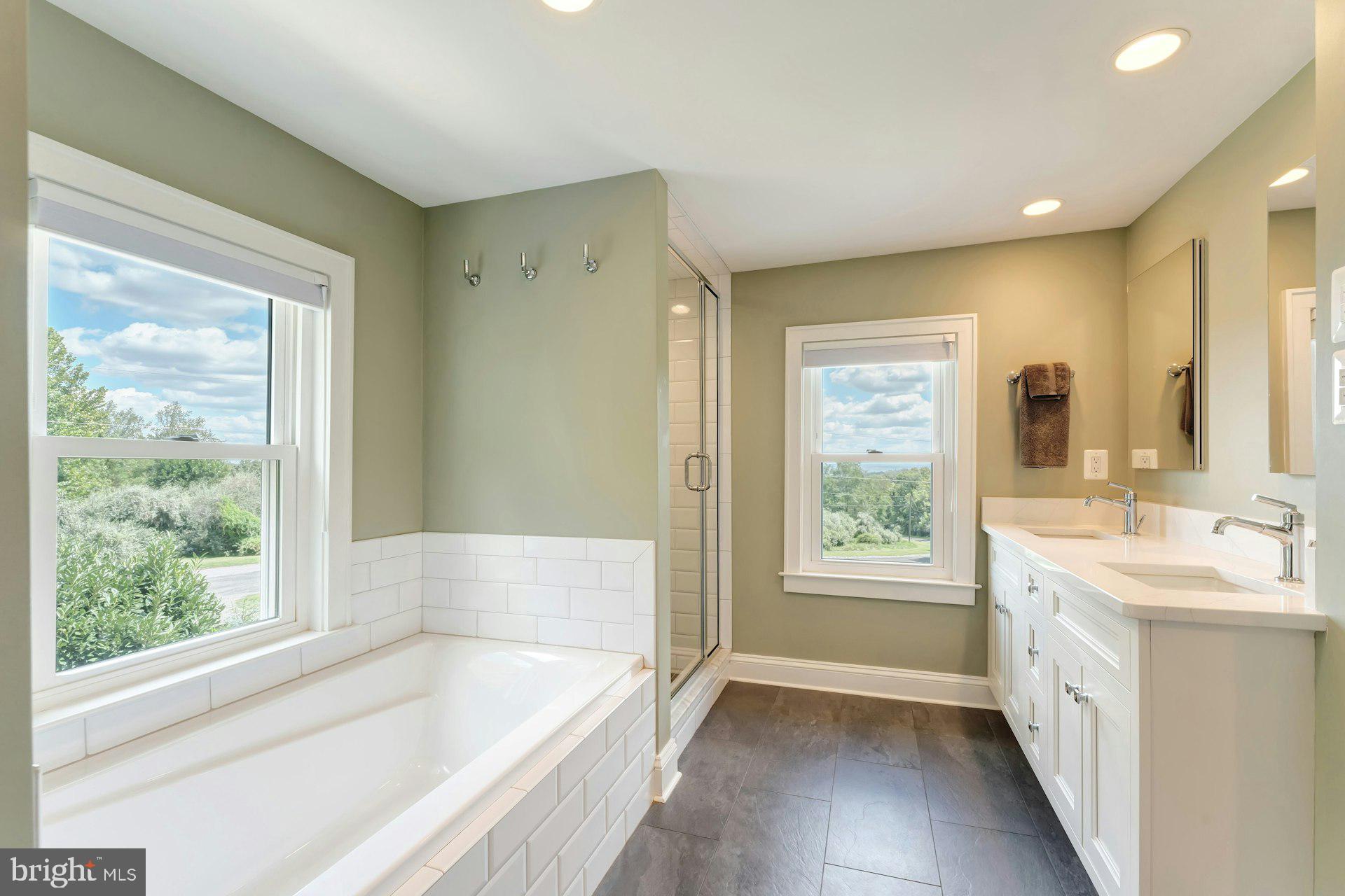 BEACON HILL - Residential