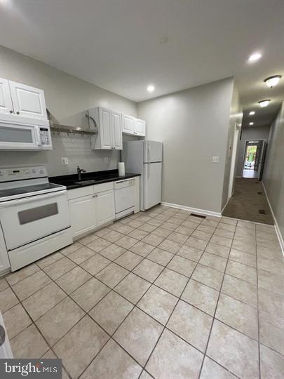 PATTERSON PARK - Residential Lease