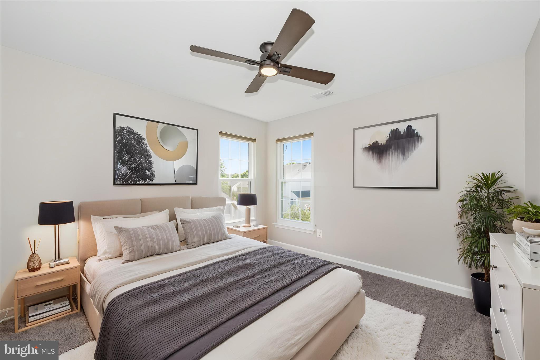 MANOR OAKS - Residential