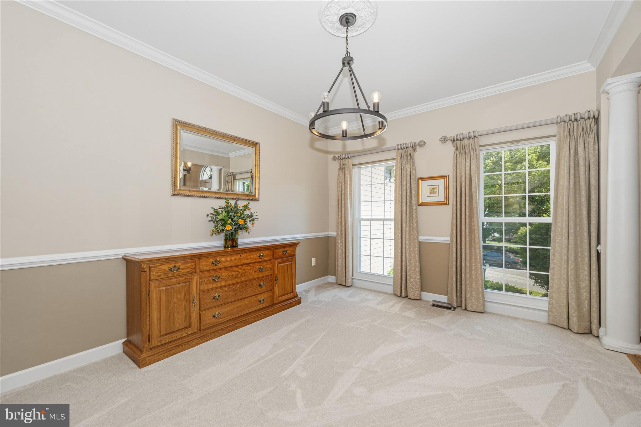 MANOR OAKS - Residential