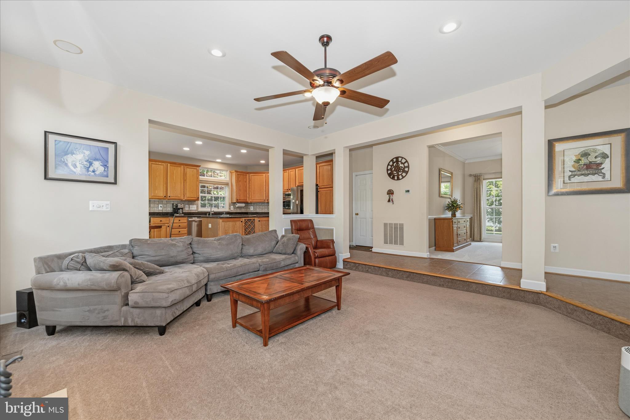 MANOR OAKS - Residential
