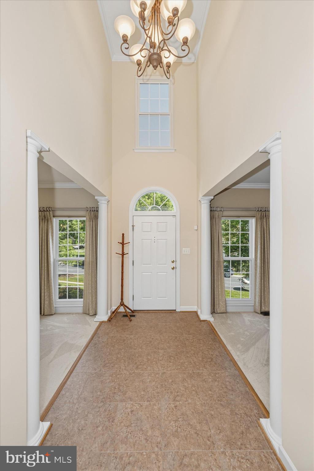 MANOR OAKS - Residential