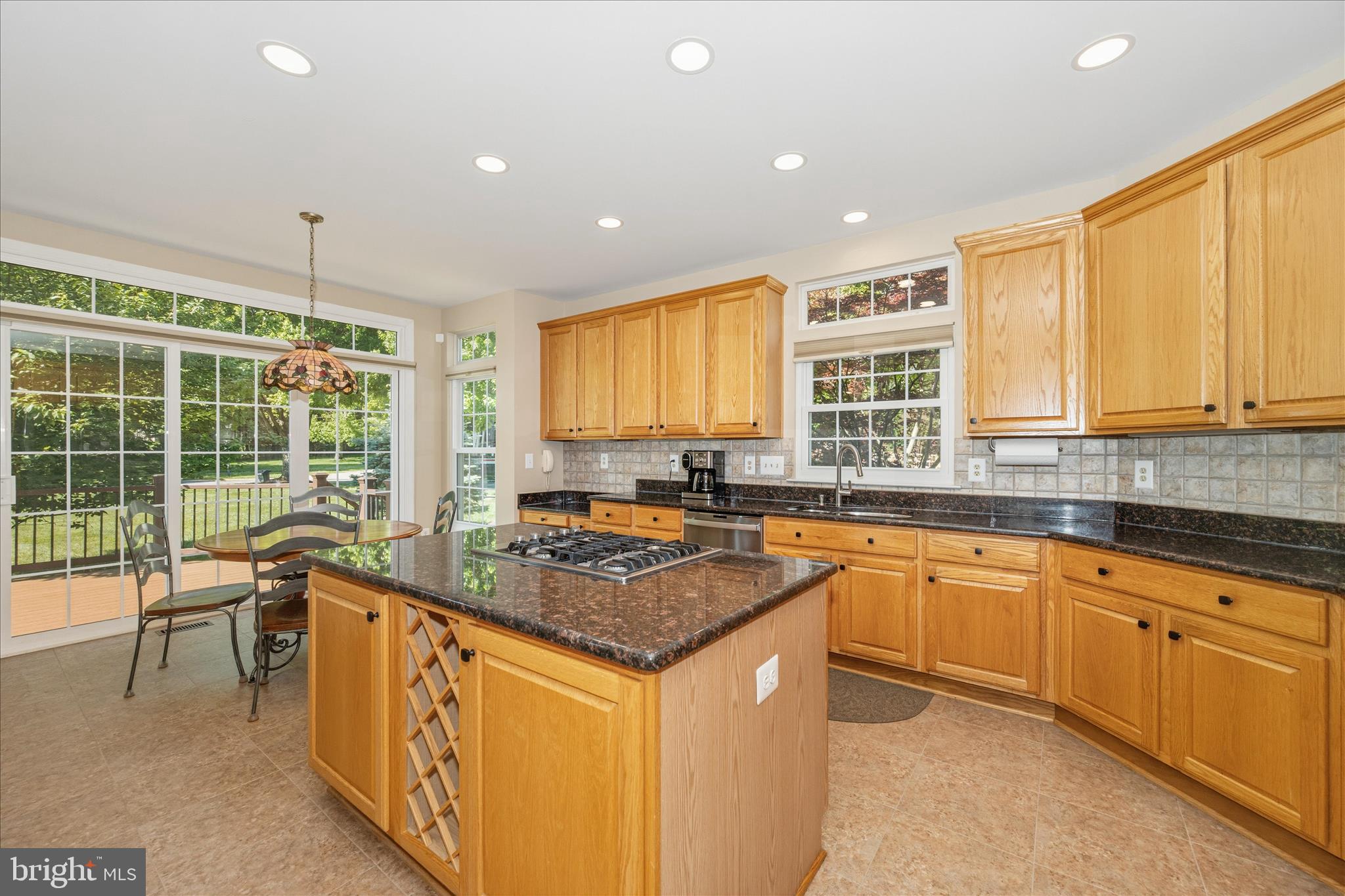 MANOR OAKS - Residential