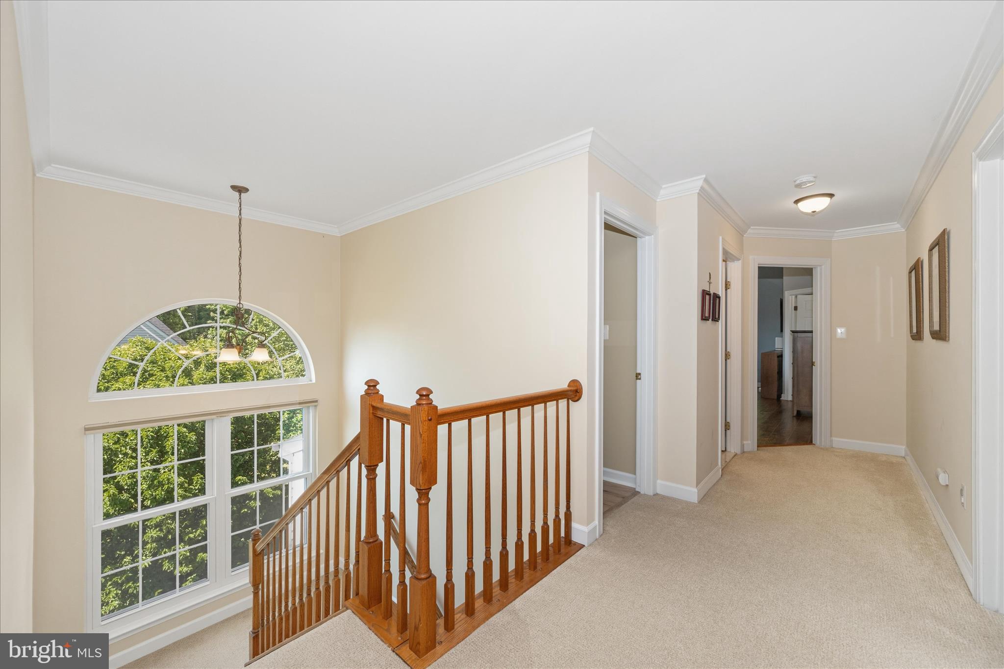 MANOR OAKS - Residential