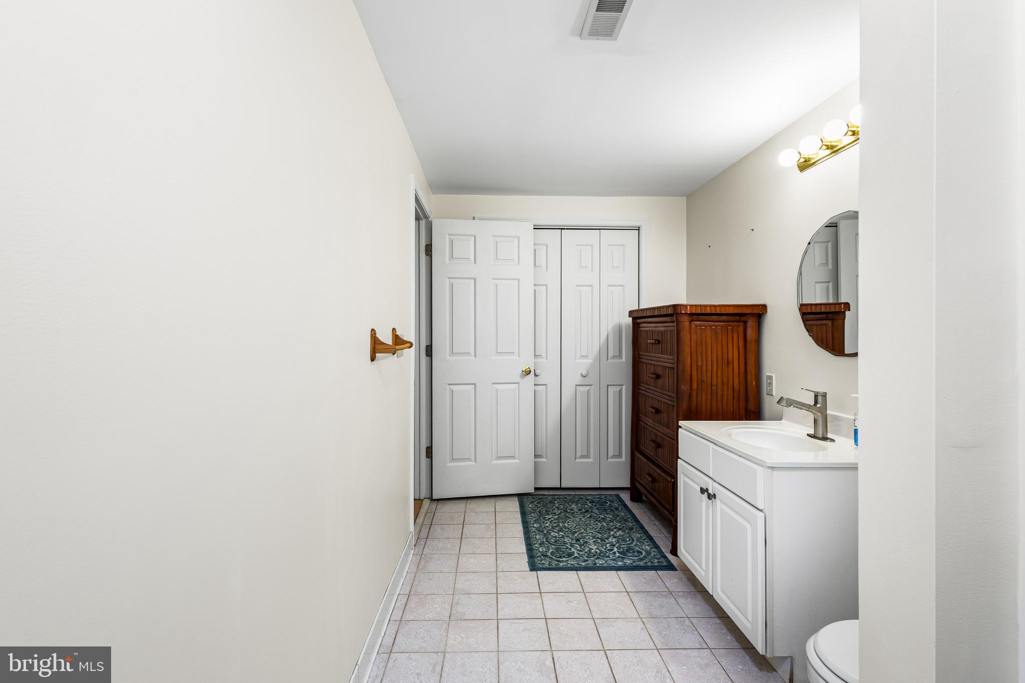 STRATFORD HARBOUR - Residential