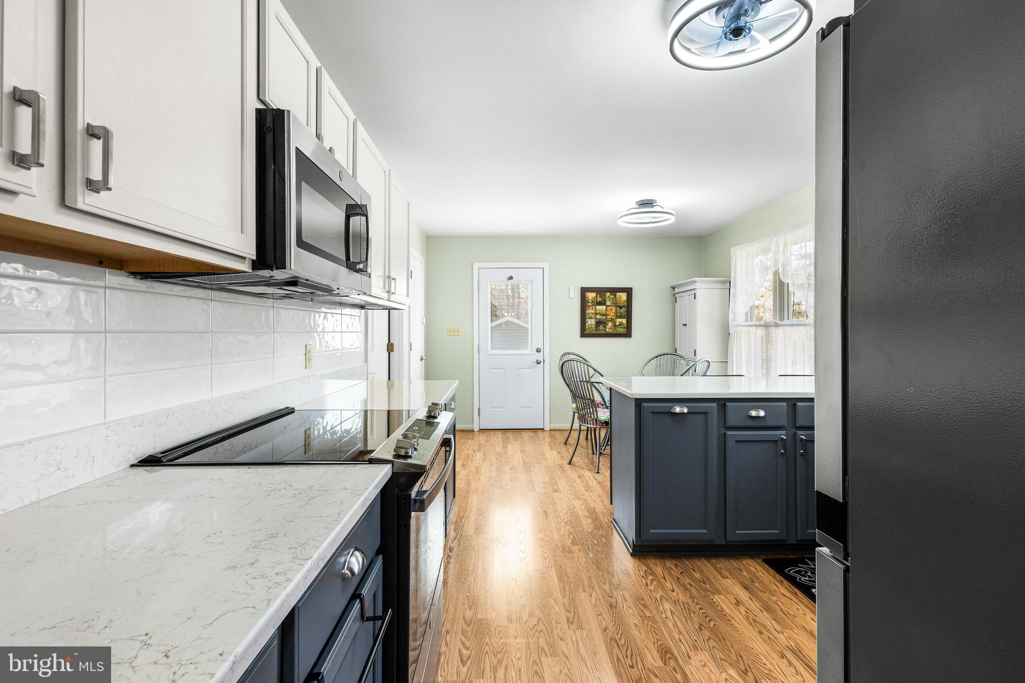 STRATFORD HARBOUR - Residential