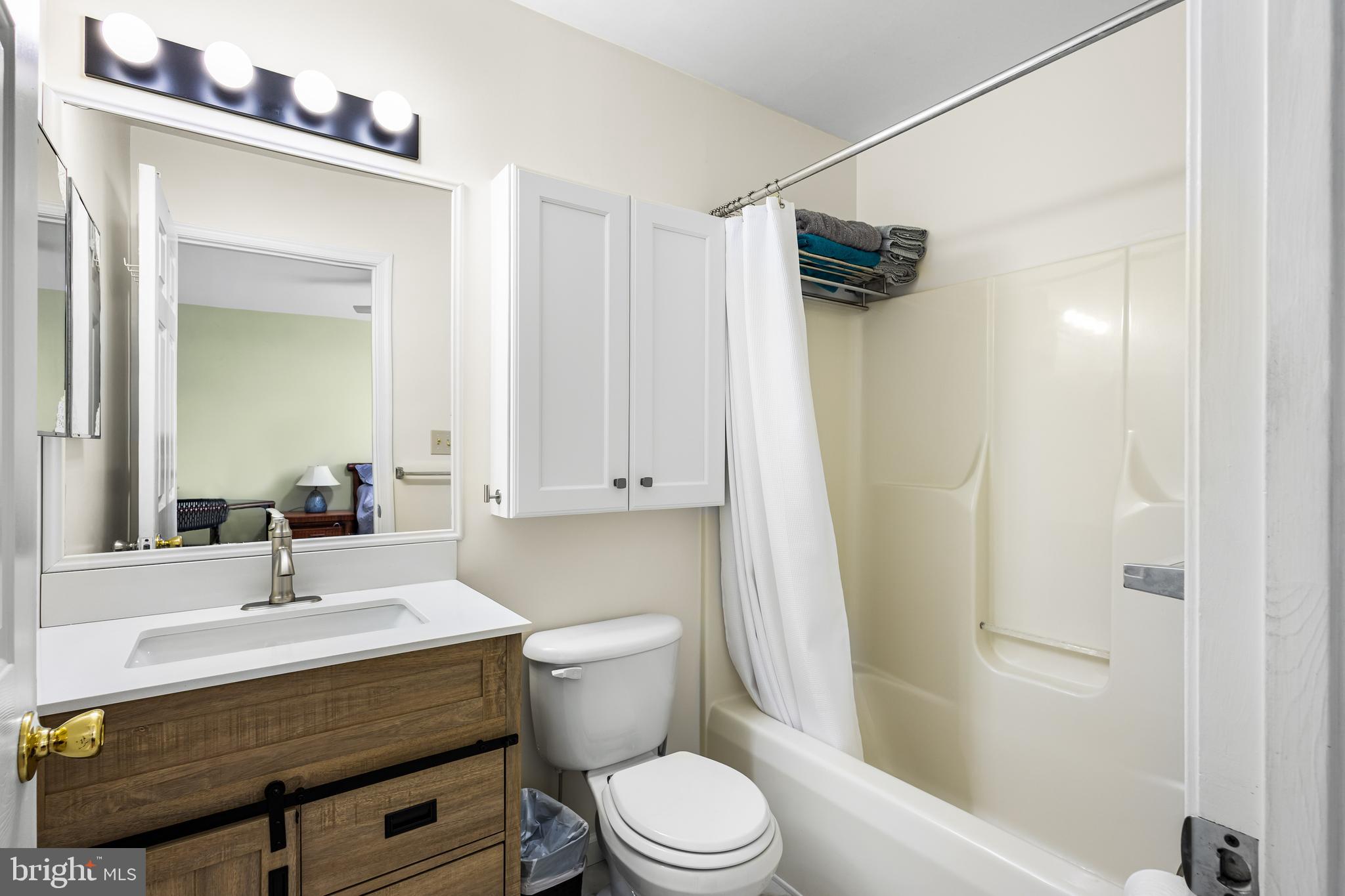 STRATFORD HARBOUR - Residential