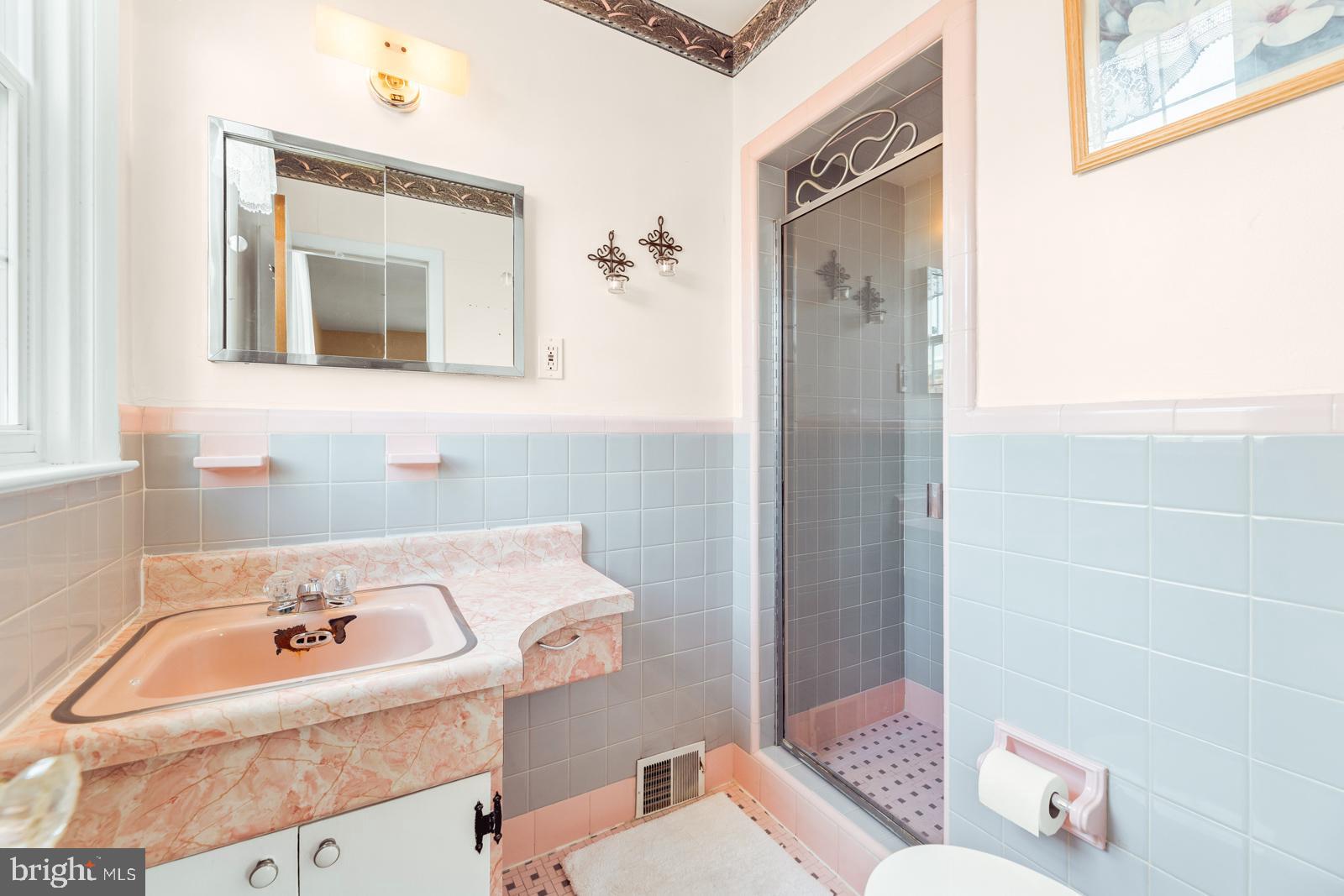 BELLS CORNER - Residential