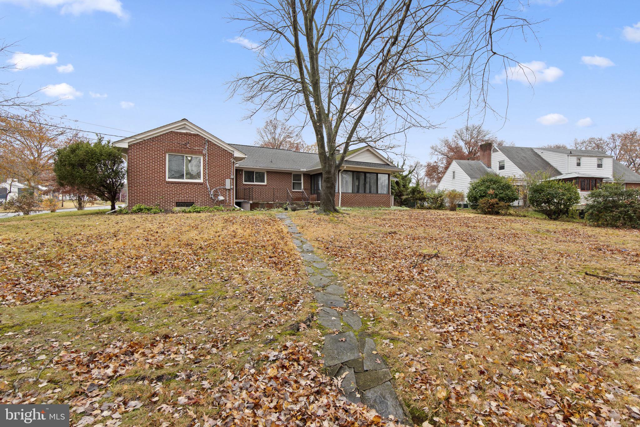 BROOKHAVEN - Residential