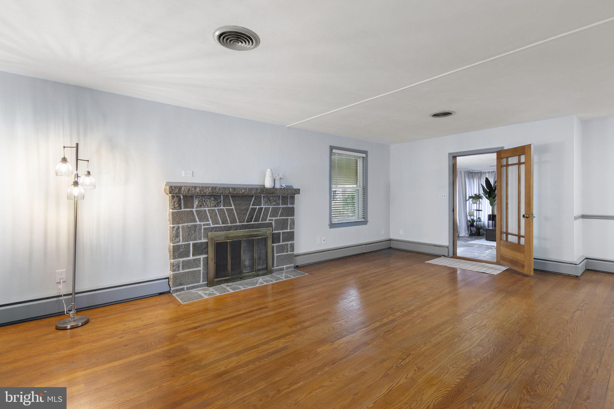 BROOKHAVEN - Residential