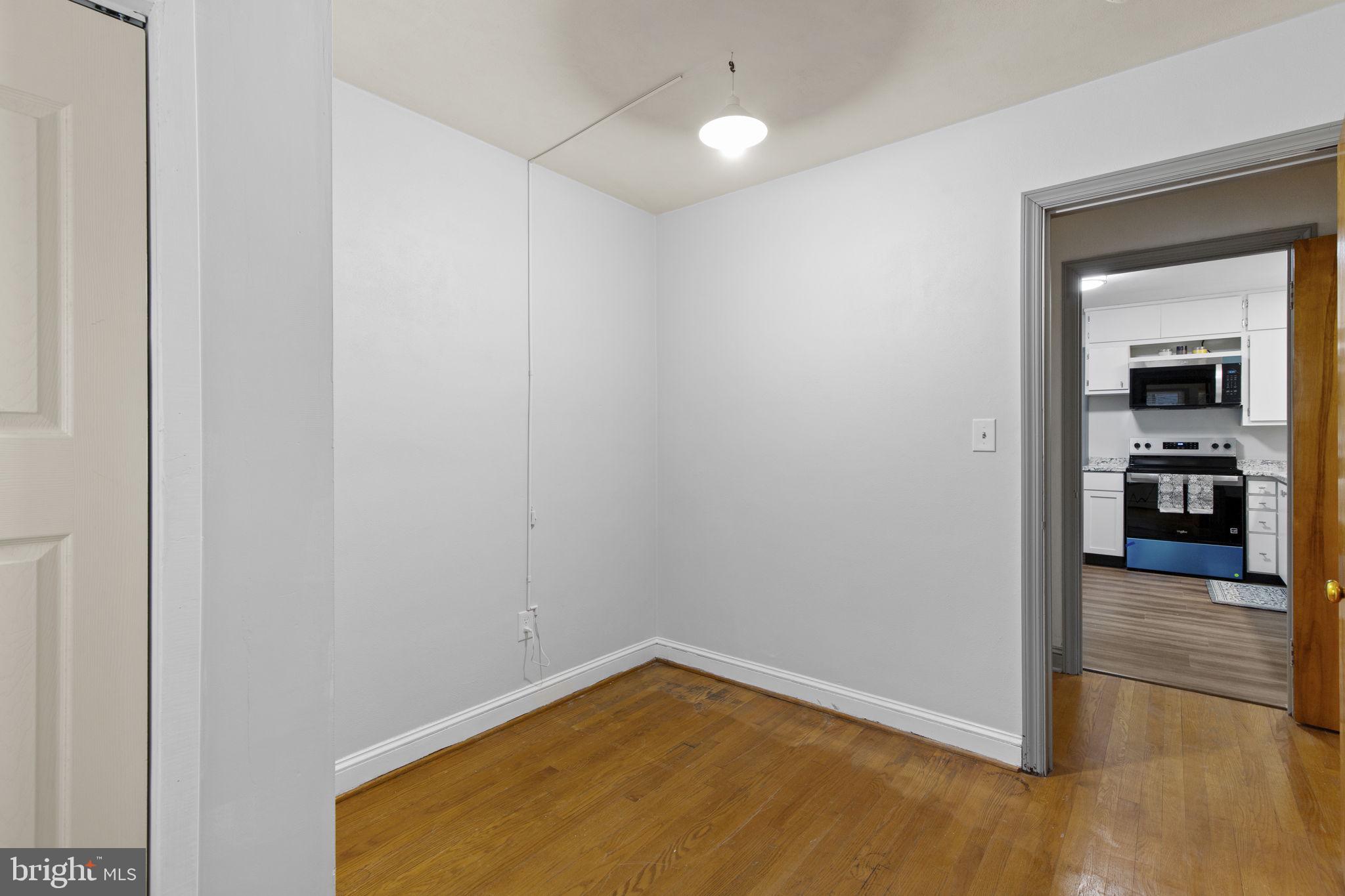 BROOKHAVEN - Residential