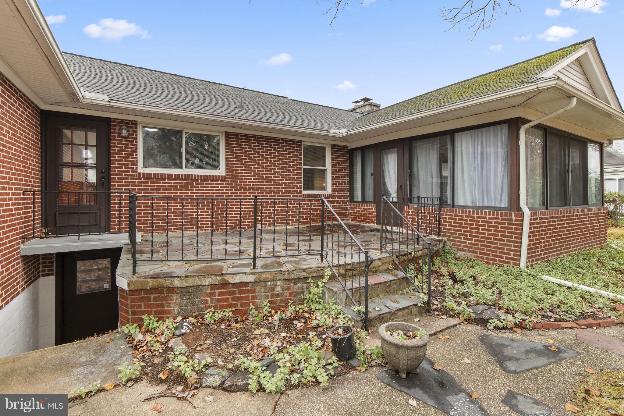 BROOKHAVEN - Residential