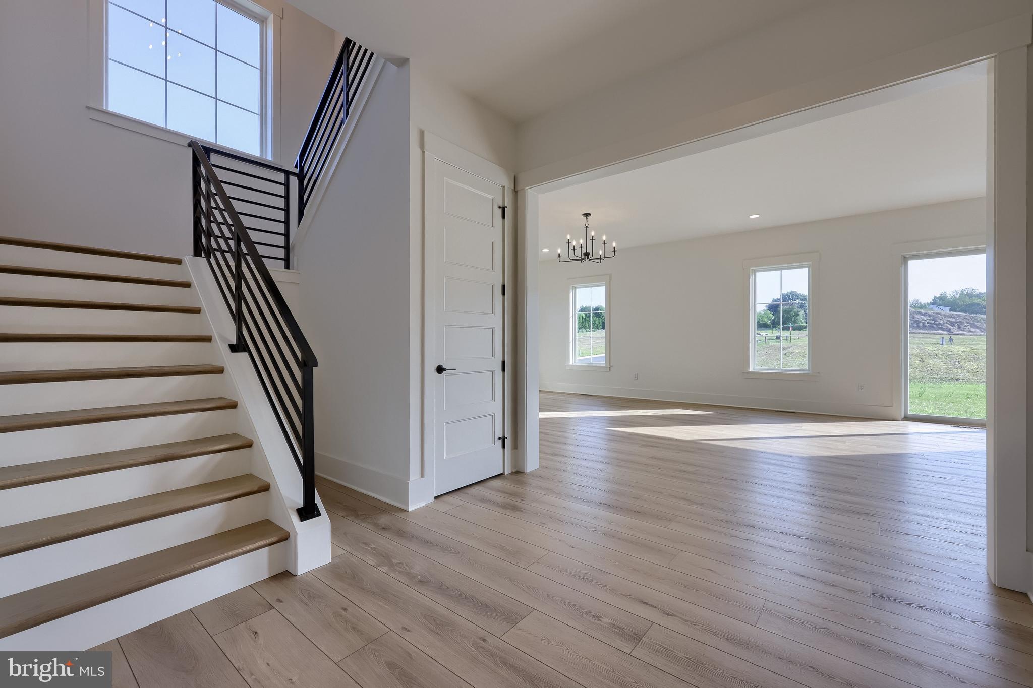 PINEBROOKE - Residential